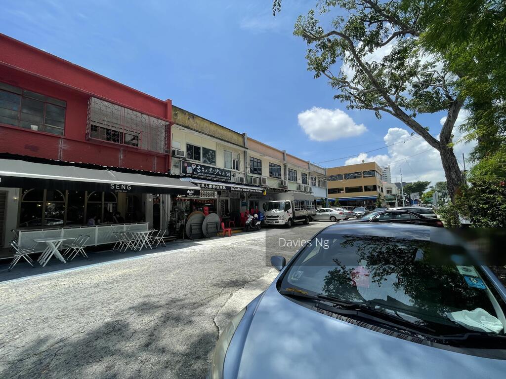 Changi Road (D14), Shop House For Rent 95946901